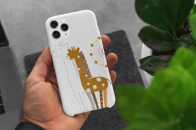 mockup of a man holding a phone case in his hand 5165 el1 5
